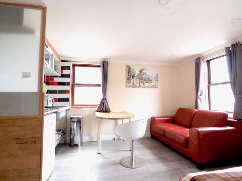 Apartamentos House176
