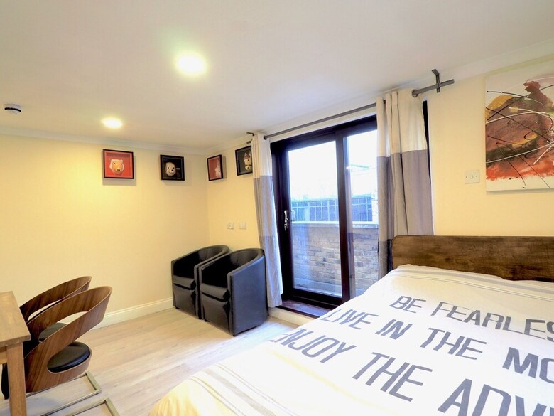 Apartamentos House176