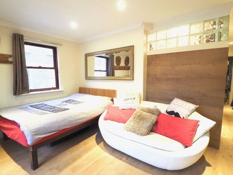 Apartamentos House176