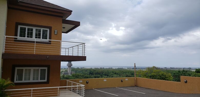 La Vue Apartments
