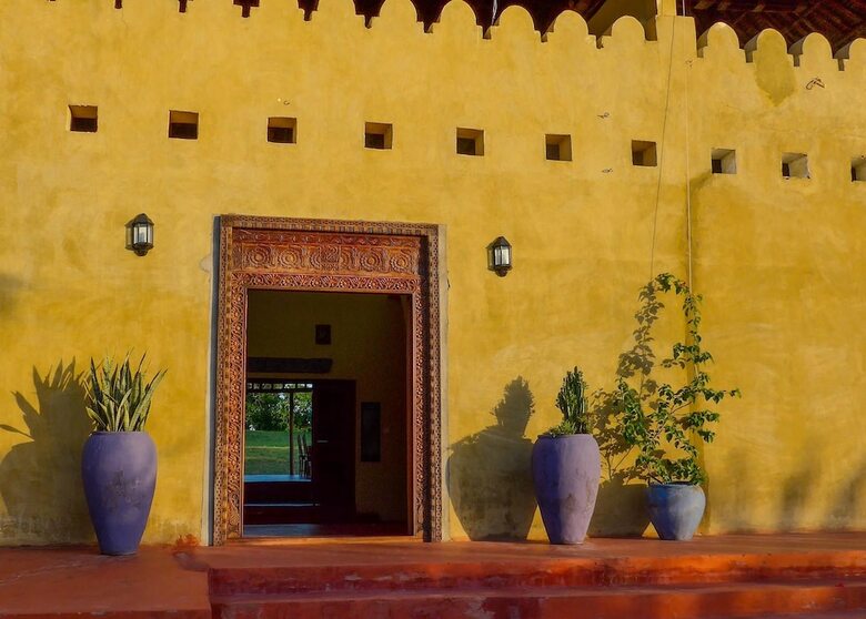 Posada Pangani Cliffs Lodge