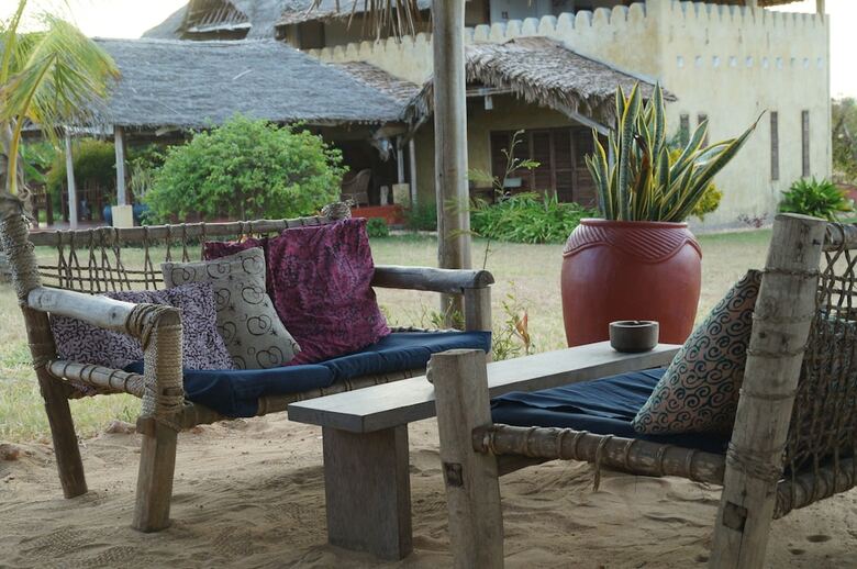 Posada Pangani Cliffs Lodge