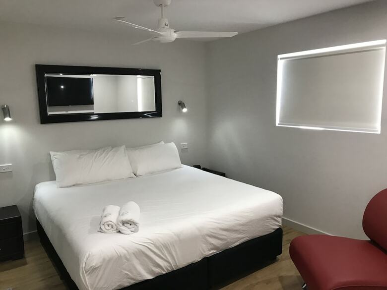 Alfred Apartment