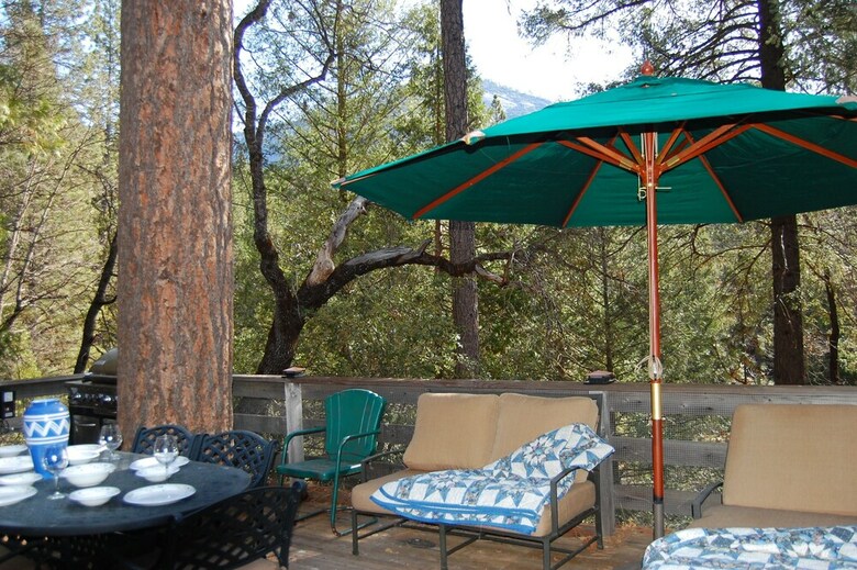 Cabana Black Oak Lodge