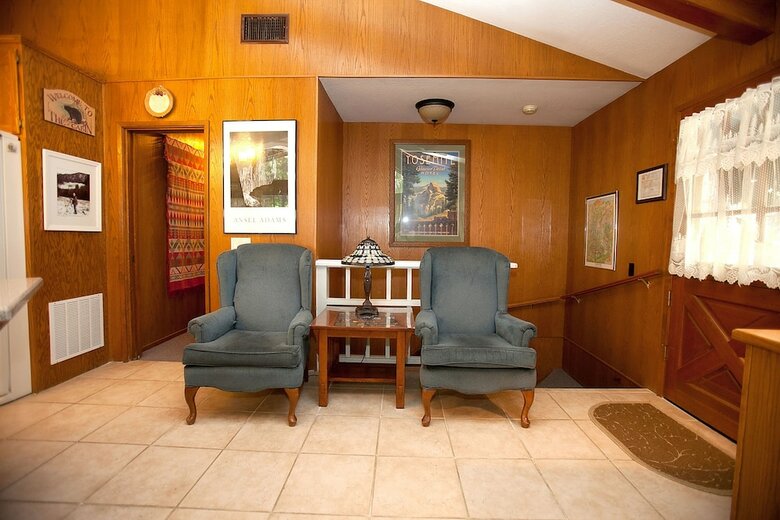 Cabana The Tree House II