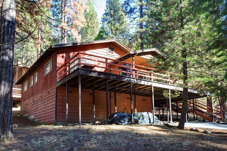 Cabana Deer Hollow