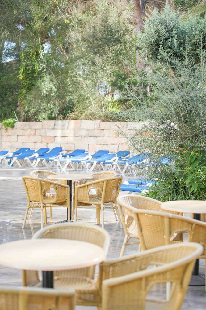 Hotel Elegance Playa Arenal III