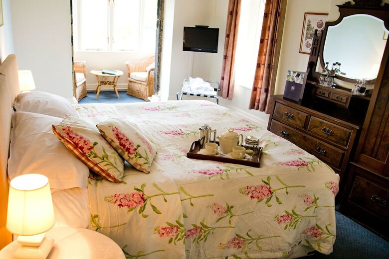 Monsal Head Hotel