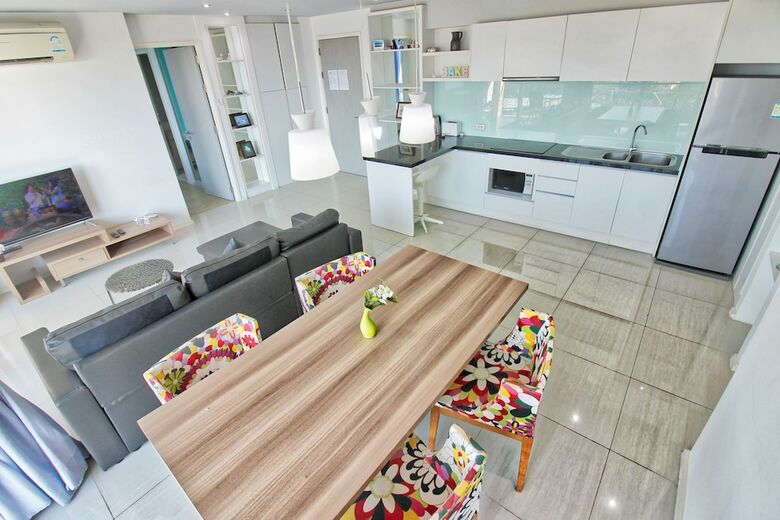 Apartamentos Athena Waterpark Jomtien Beach