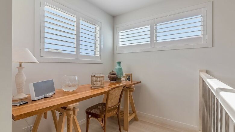 7 Graydens With Views In Ventnor