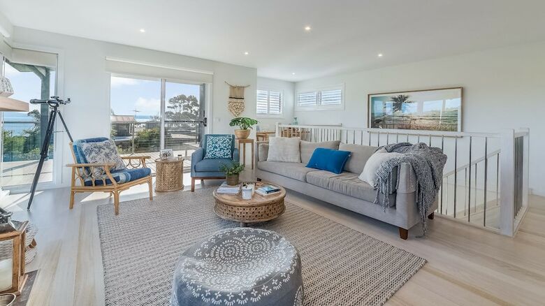 7 Graydens With Views In Ventnor