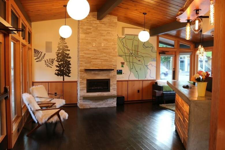 Motel Timbers Inn