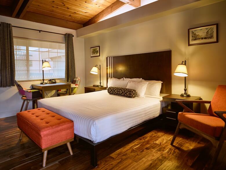 Motel Timbers Inn
