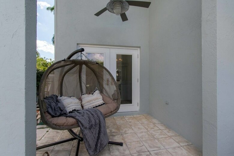 Hollywood Dream House - 5 Bedroom W/heated Pool