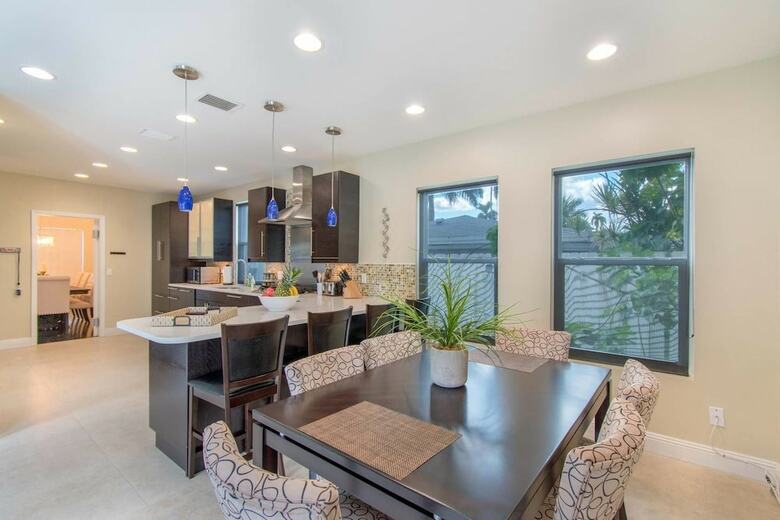 Hollywood Dream House - 5 Bedroom W/heated Pool