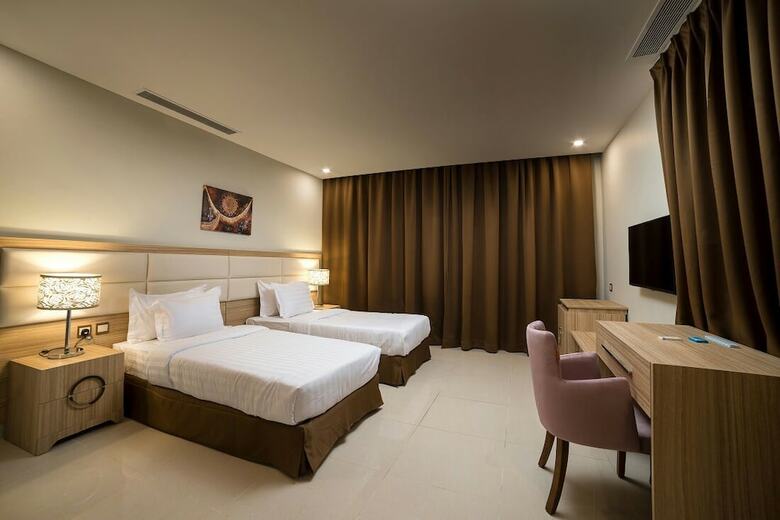 Golden Garden Almadina Hotel