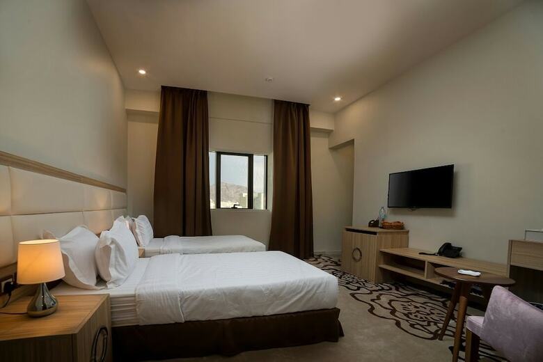 Golden Garden Almadina Hotel