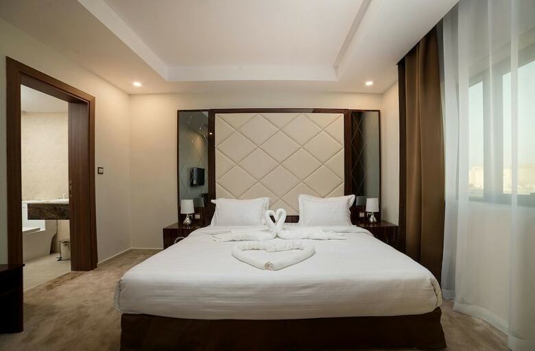 Golden Garden Almadina Hotel