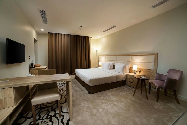 Golden Garden Almadina Hotel