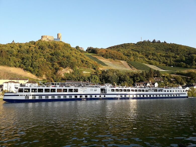 Hotel River B�r