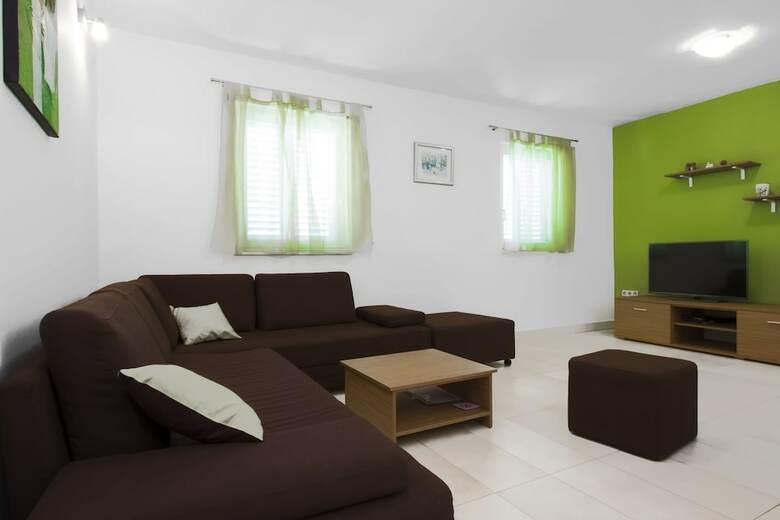 Apartments Gnjidi?