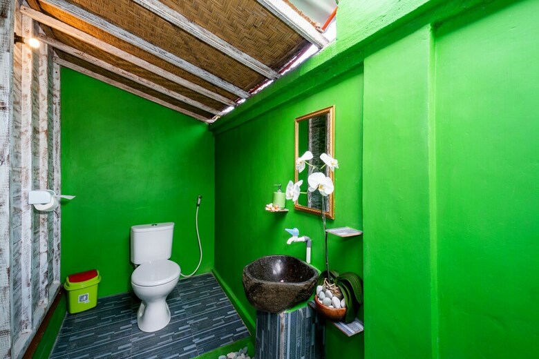 Hostal The Green Groves Hostel