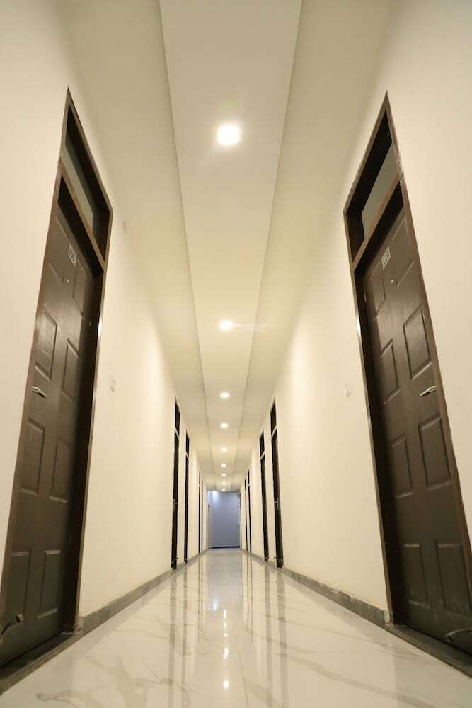 Hotel Bandhan