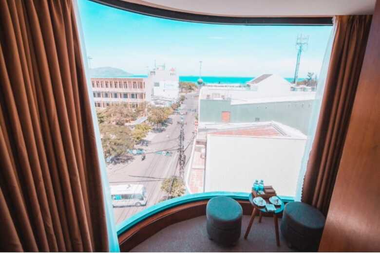 Mira Hotel