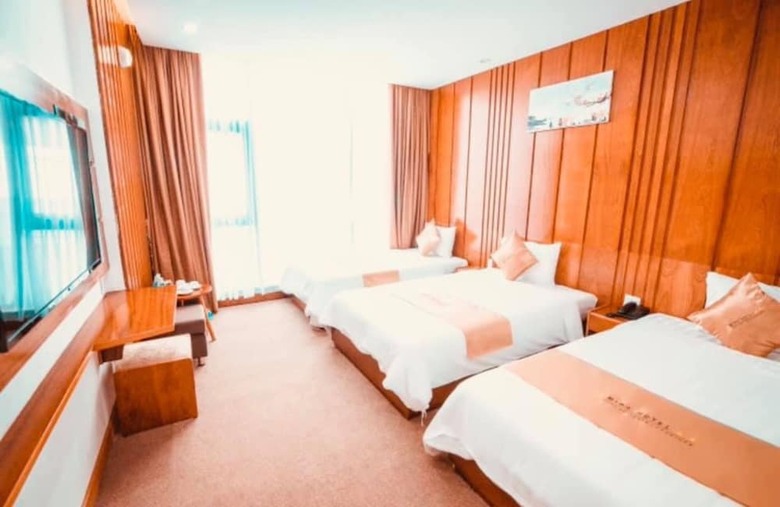 Mira Hotel