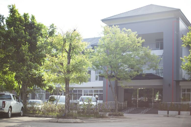 Araya Hotel