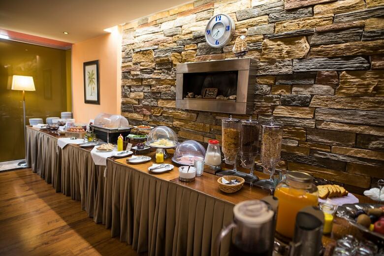 Hotel Anastazia Luxury Suites & Rooms
