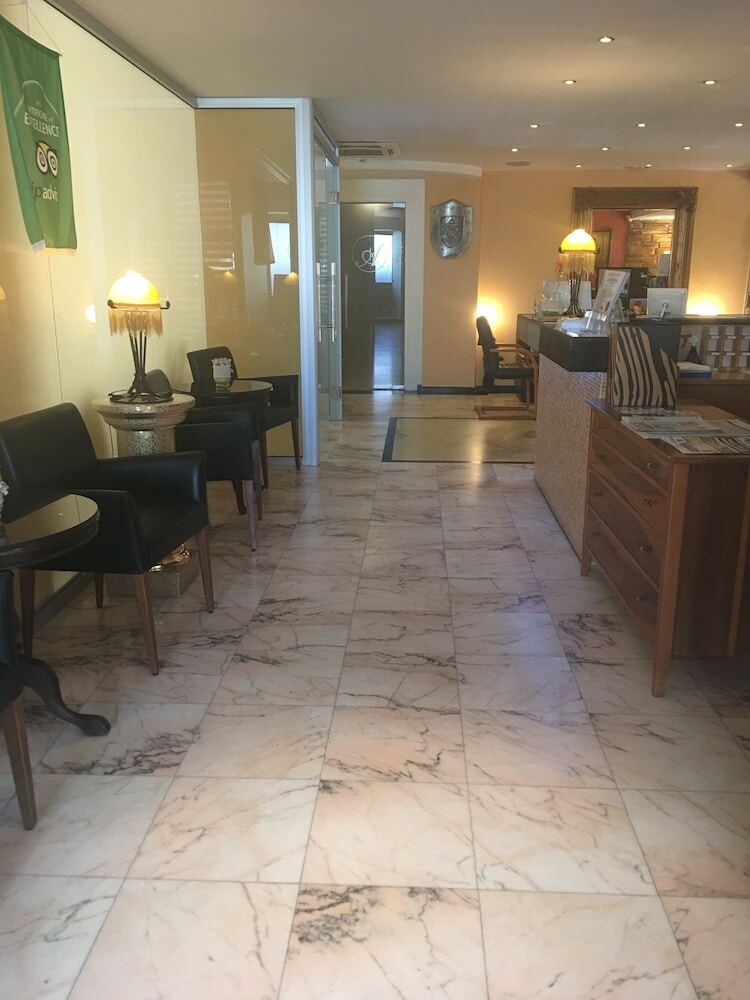Hotel Anastazia Luxury Suites & Rooms