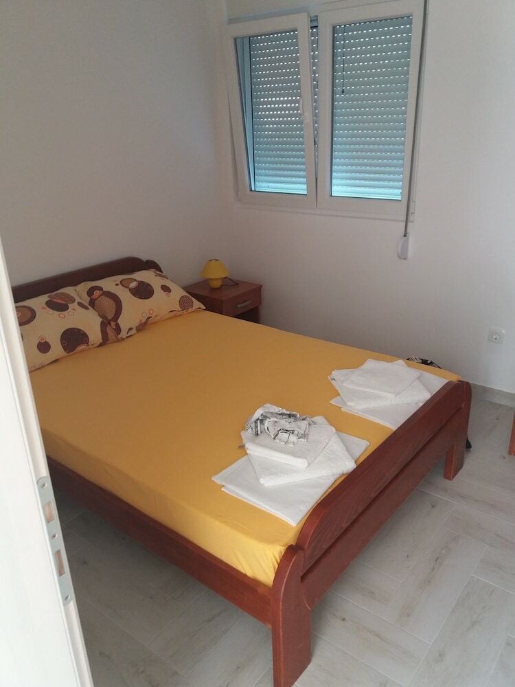 Hera Apartments