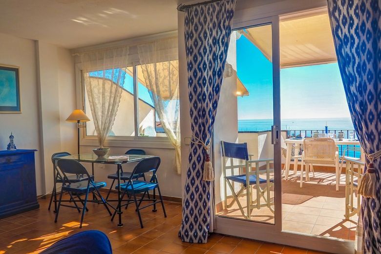 Amazing Seaview Apartment