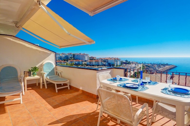 Amazing Seaview Apartment