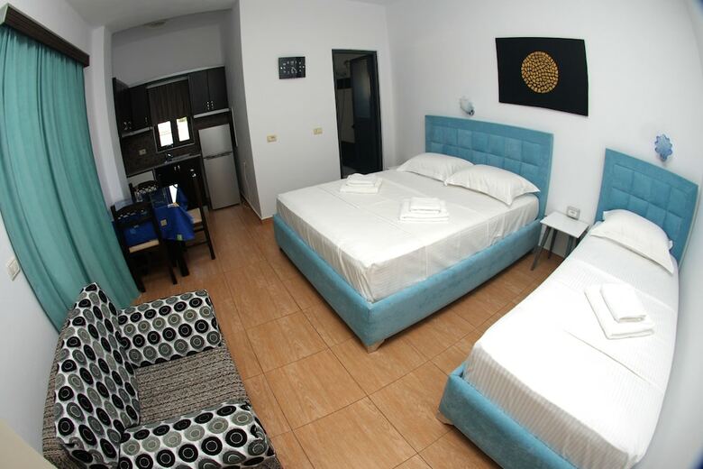 Hotel Kuburi
