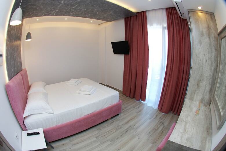 Hotel Kuburi
