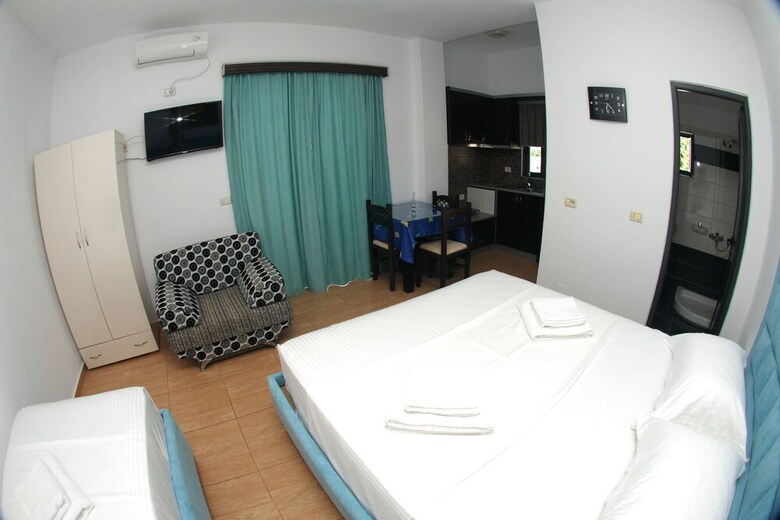 Hotel Kuburi