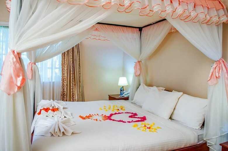 Hotel Kenmosa Resort