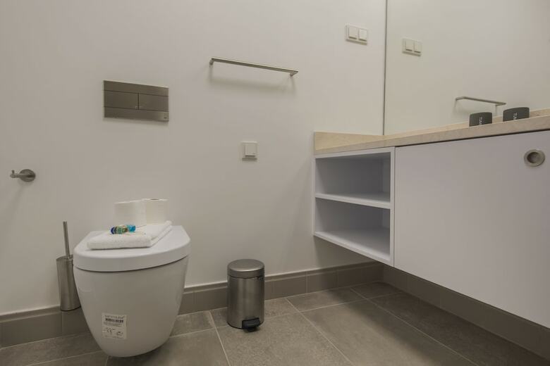 Apartamentos High Ceiling Duplex Apt Cais Do Sodre