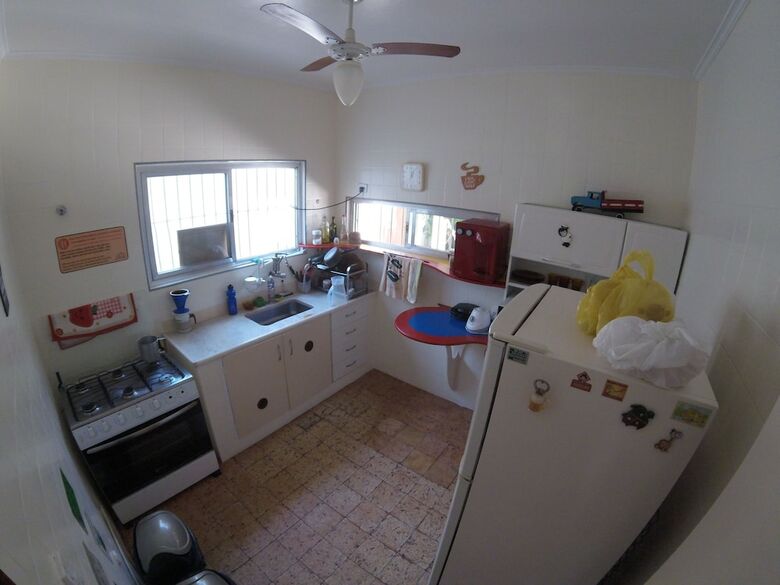 Hostal Bertioga Beach Hostel