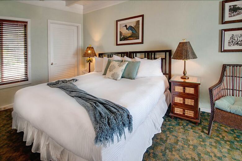Hotel Coconut Palm Inn