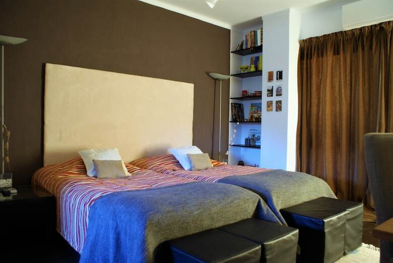 The Lake Villa Mountains & Sea View