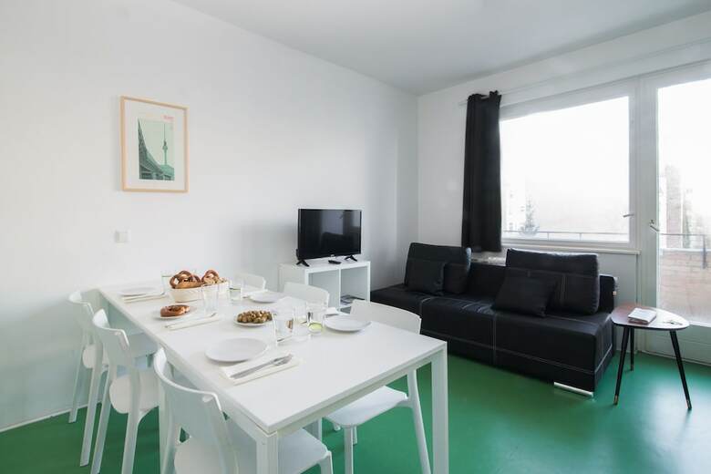 Apartments Elpilar Wedding
