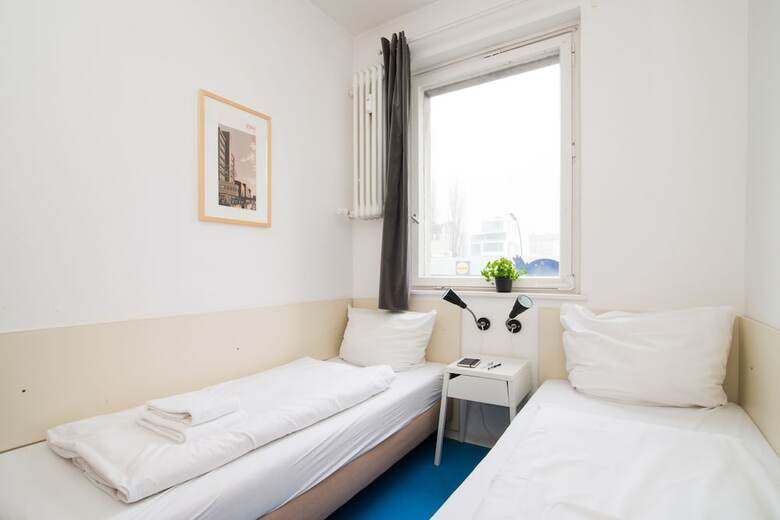Apartments Elpilar Wedding