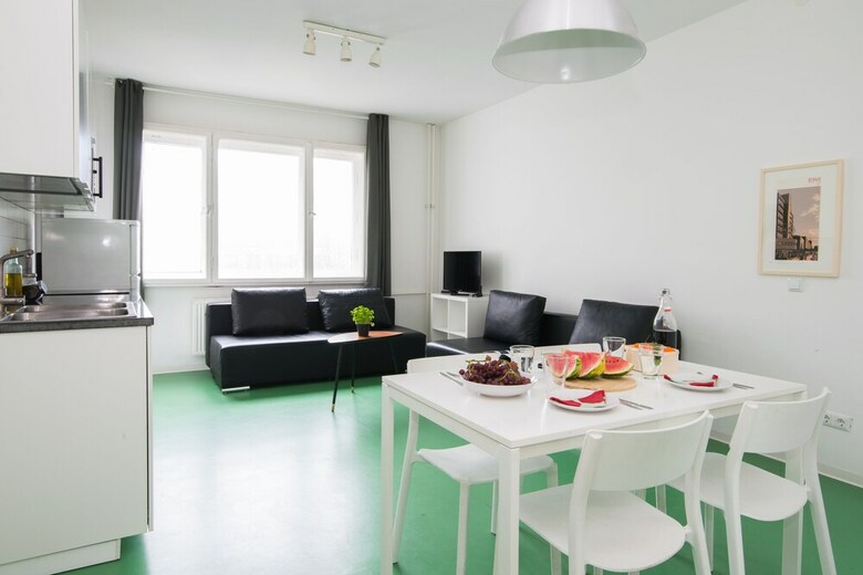 Apartments Elpilar Wedding