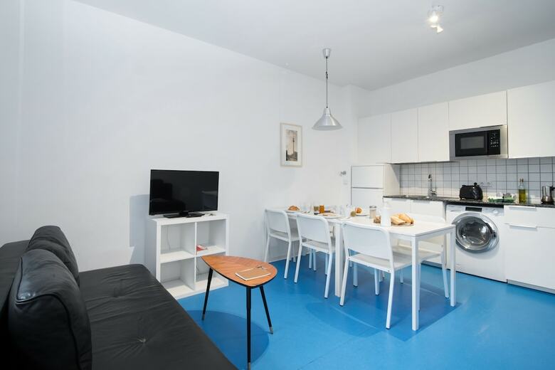 Apartments Elpilar Wedding