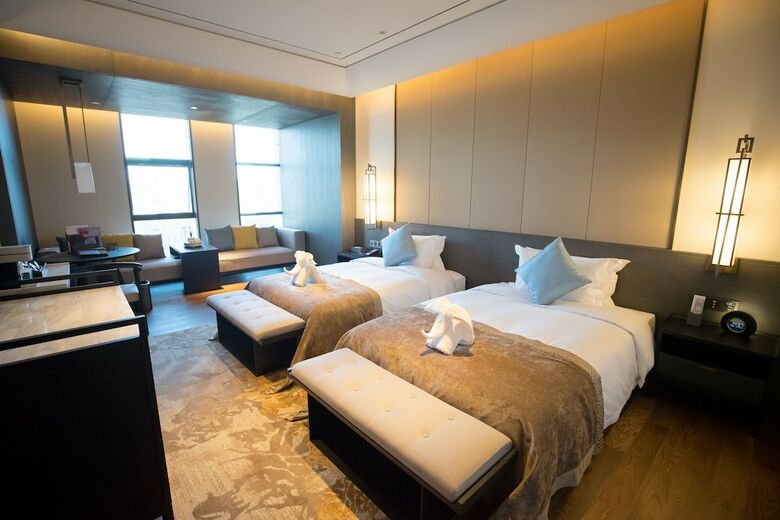 Pury Hotel