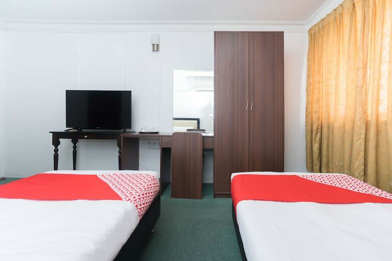 Oyo 757 Mgu Firdaus Hotel