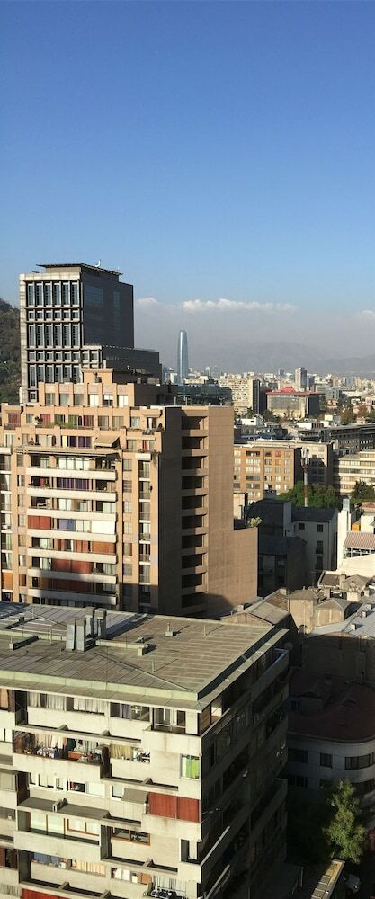 Amistar Apartments